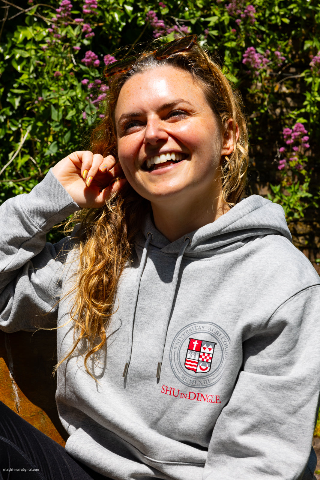 🌟 Sacred Heart University Dingle Sweatshirt/Hoodie – Sustainable Style 🌿
Celebrate your connection to Sacred Heart University Dingle with this premium hoodie or sweatshirt, designed for comfort, sustainability, and pride. 💚
Why You’ll Love It:
👕 Soft & Breathable: Enjoy all-day comfort with high-quality organic cotton.
🌍 Eco-Friendly & Durable: Designed to last, while being kind to the planet.
🎓 Support Education: 2% of profits go directly to Sacred Heart University students.