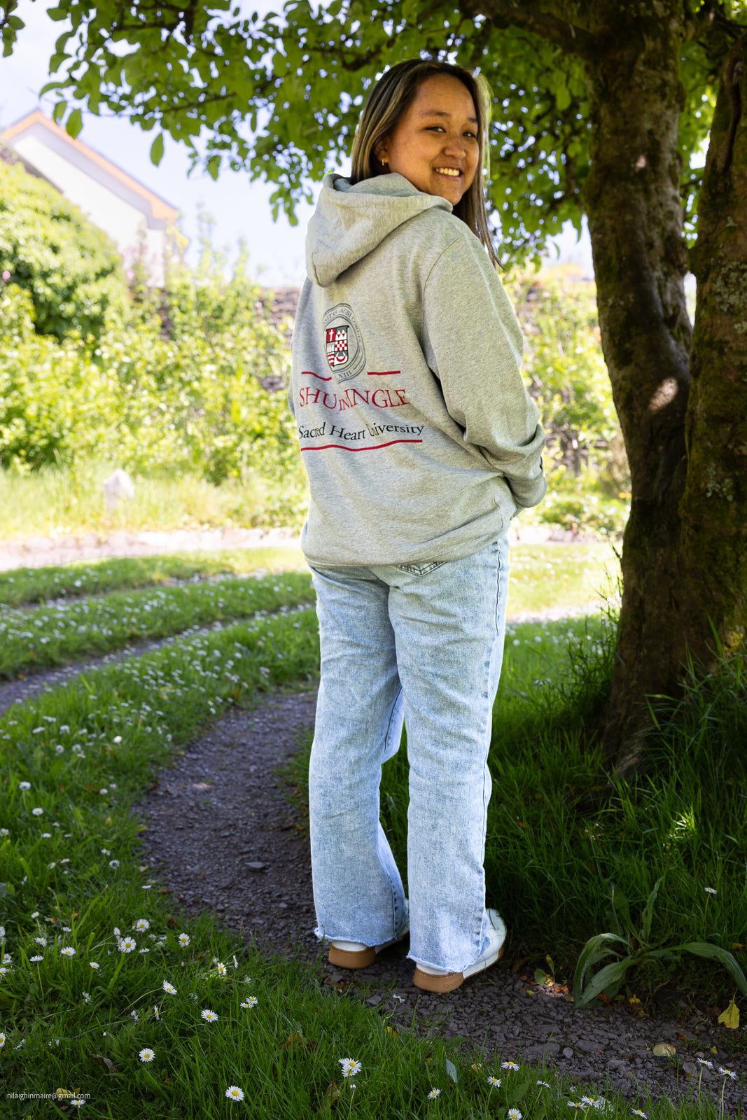🌟 Sacred Heart University Dingle Sweatshirt/Hoodie – Sustainable Style 🌿
Celebrate your connection to Sacred Heart University Dingle with this premium hoodie or sweatshirt, designed for comfort, sustainability, and pride. 💚
Why You’ll Love It:
👕 Soft & Breathable: Enjoy all-day comfort with high-quality organic cotton.
🌍 Eco-Friendly & Durable: Designed to last, while being kind to the planet.
🎓 Support Education: 2% of profits go directly to Sacred Heart University students.