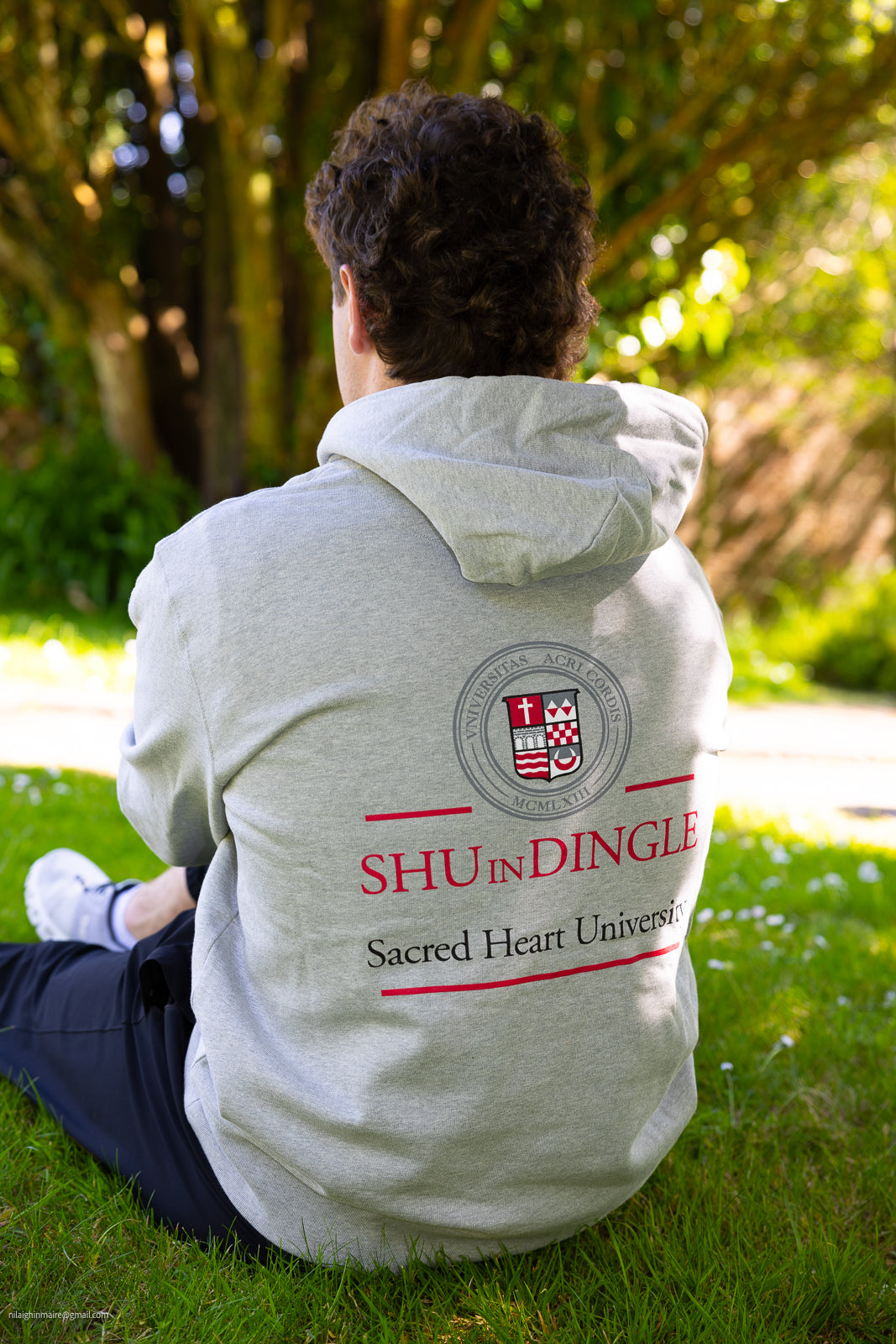 🌟 Sacred Heart University Dingle Sweatshirt/Hoodie – Sustainable Style 🌿
Celebrate your connection to Sacred Heart University Dingle with this premium hoodie or sweatshirt, designed for comfort, sustainability, and pride. 💚
Why You’ll Love It:
👕 Soft & Breathable: Enjoy all-day comfort with high-quality organic cotton.
🌍 Eco-Friendly & Durable: Designed to last, while being kind to the planet.
🎓 Support Education: 2% of profits go directly to Sacred Heart University students.