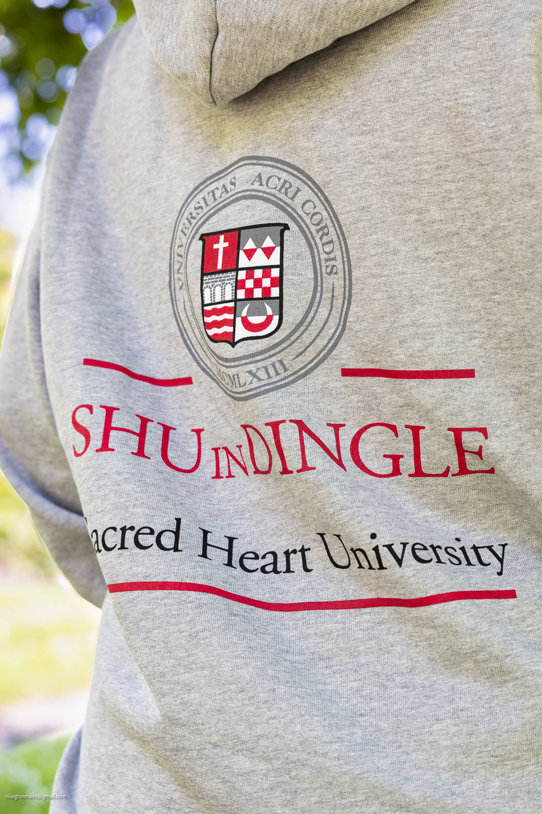 🌟 Sacred Heart University Dingle Sweatshirt/Hoodie – Sustainable Style 🌿
Celebrate your connection to Sacred Heart University Dingle with this premium hoodie or sweatshirt, designed for comfort, sustainability, and pride. 💚
Why You’ll Love It:
👕 Soft & Breathable: Enjoy all-day comfort with high-quality organic cotton.
🌍 Eco-Friendly & Durable: Designed to last, while being kind to the planet.
🎓 Support Education: 2% of profits go directly to Sacred Heart University students.