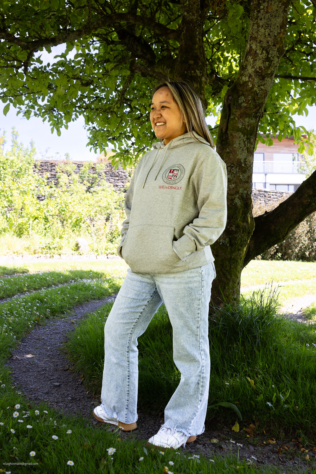 🌟 Sacred Heart University Dingle Sweatshirt/Hoodie – Sustainable Style 🌿
Celebrate your connection to Sacred Heart University Dingle with this premium hoodie or sweatshirt, designed for comfort, sustainability, and pride. 💚
Why You’ll Love It:
👕 Soft & Breathable: Enjoy all-day comfort with high-quality organic cotton.
🌍 Eco-Friendly & Durable: Designed to last, while being kind to the planet.
🎓 Support Education: 2% of profits go directly to Sacred Heart University students.